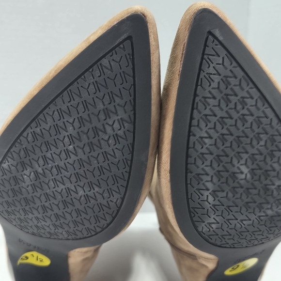 Jones New York Sonjah Tan Suede Leather Kitten Heeled Pointed Toe Boots Size 9.5 - Picture 5 of 15